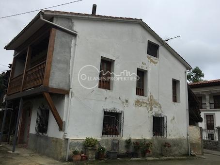 En venta casa de pueblo en La Borbolla Llanes