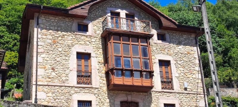 se vende casa de indianos para rehabilitar en peñamellera asturias